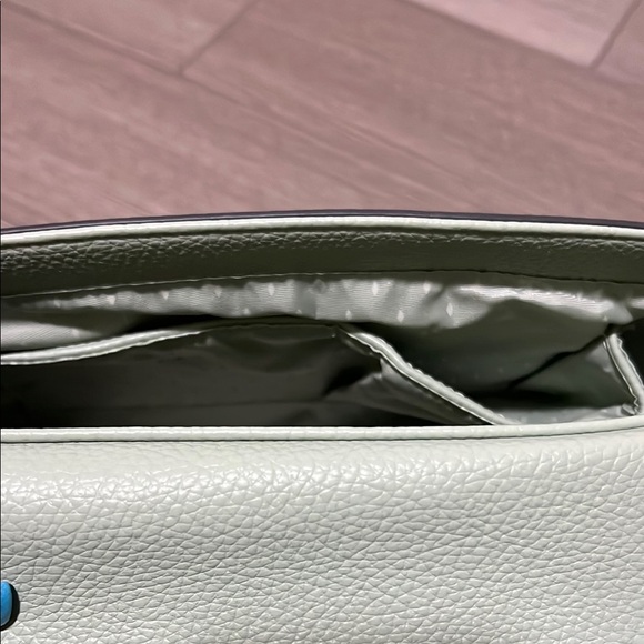 Mint Green Vanessa Williams Women's Bag - Picture 7 of 8
